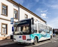 Vodíkový autobus pro Mostecko se osvědčil i v zimním provozu